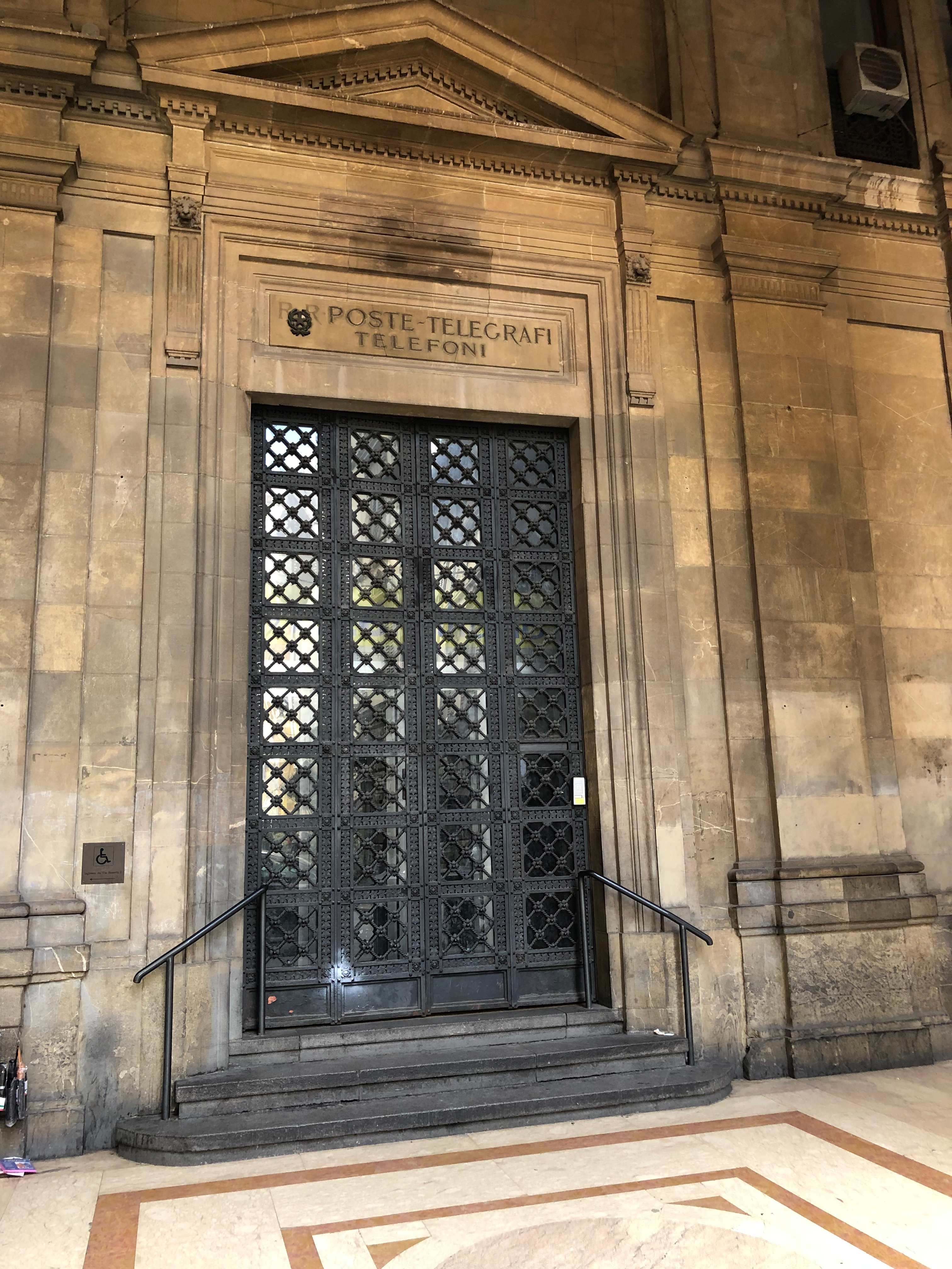 Poste Telegrafi Telefoni