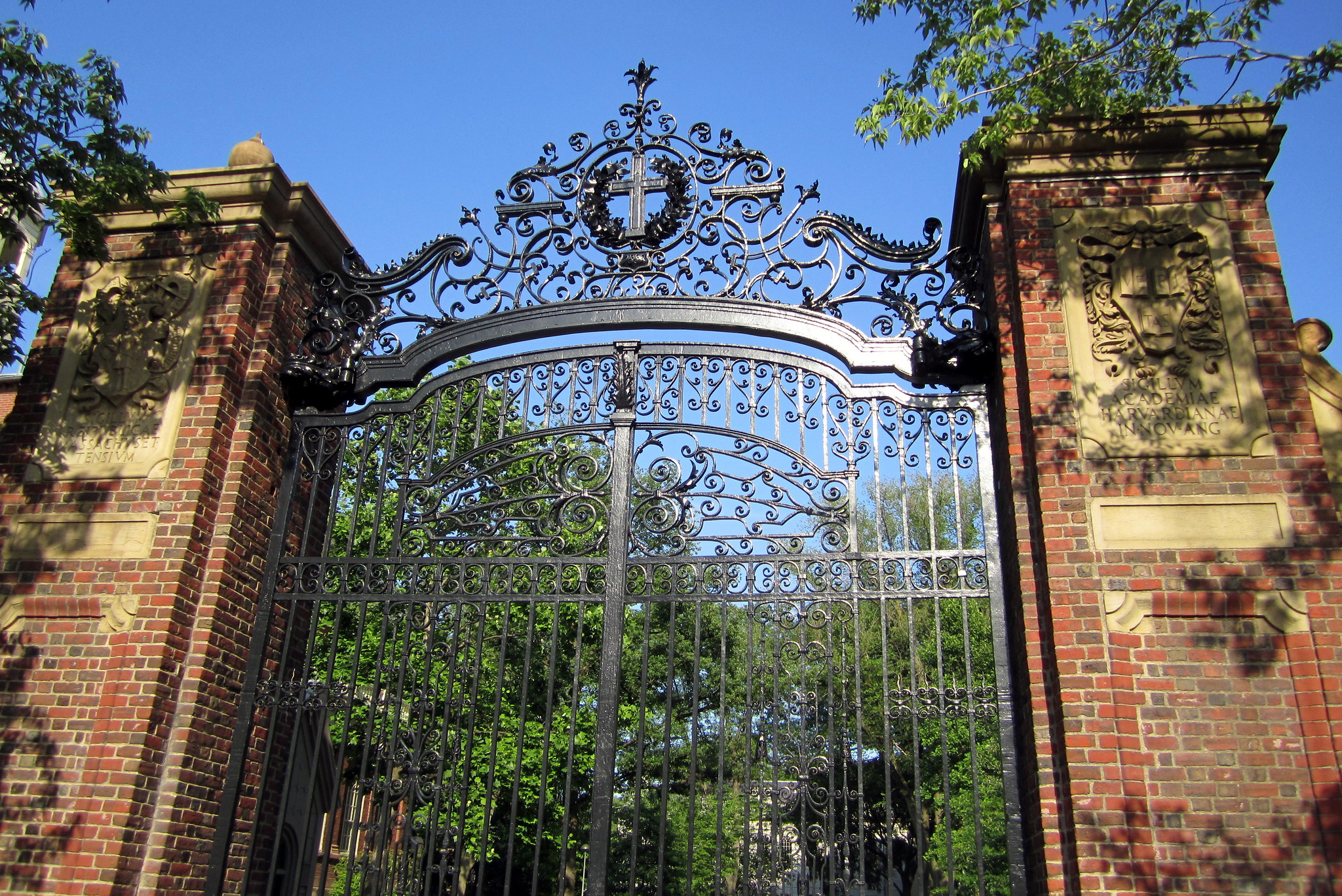 Harvard gates